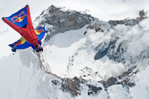足坛盛宴!欧洲杯决赛一触即发,球迷狂欢不眠夜! 足坛盛宴!欧洲杯决赛一触即发,球迷狂欢不眠夜!